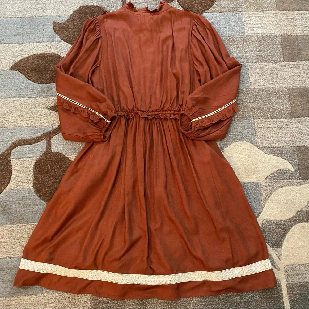 Bohme Zoe Dress with Ruffles and Lace - Picture 7 of 7